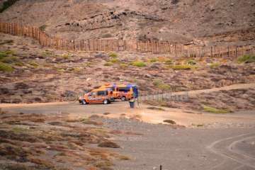 Simulacro de vertido de hidrocarburos en la playa de Jinámar-Telde (Foto TA y Antonio Alí)